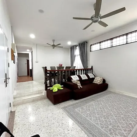 Beach Cottage Homestay Kemaman - Berado D Pampass Chukai Exterior photo