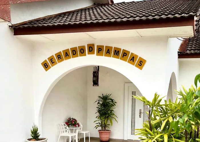 Beach Cottage Homestay Kemaman - Berado D Pampass